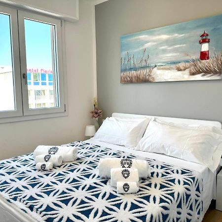 Beach Front Apartment Sabbiadoro Lignano Sabbiadoro Exteriör bild