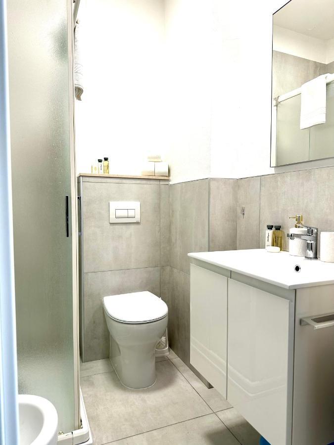 Beach Front Apartment Sabbiadoro Lignano Sabbiadoro Exteriör bild